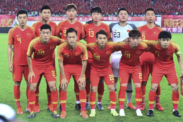 knight：前两次世界赛都比较可惜 而今年想取得圆满成绩